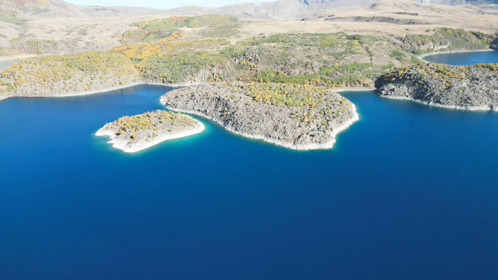 Bitlis'in Doğal Hazinesi Nemrut Kalderası Artık Milli Park Statüsünde