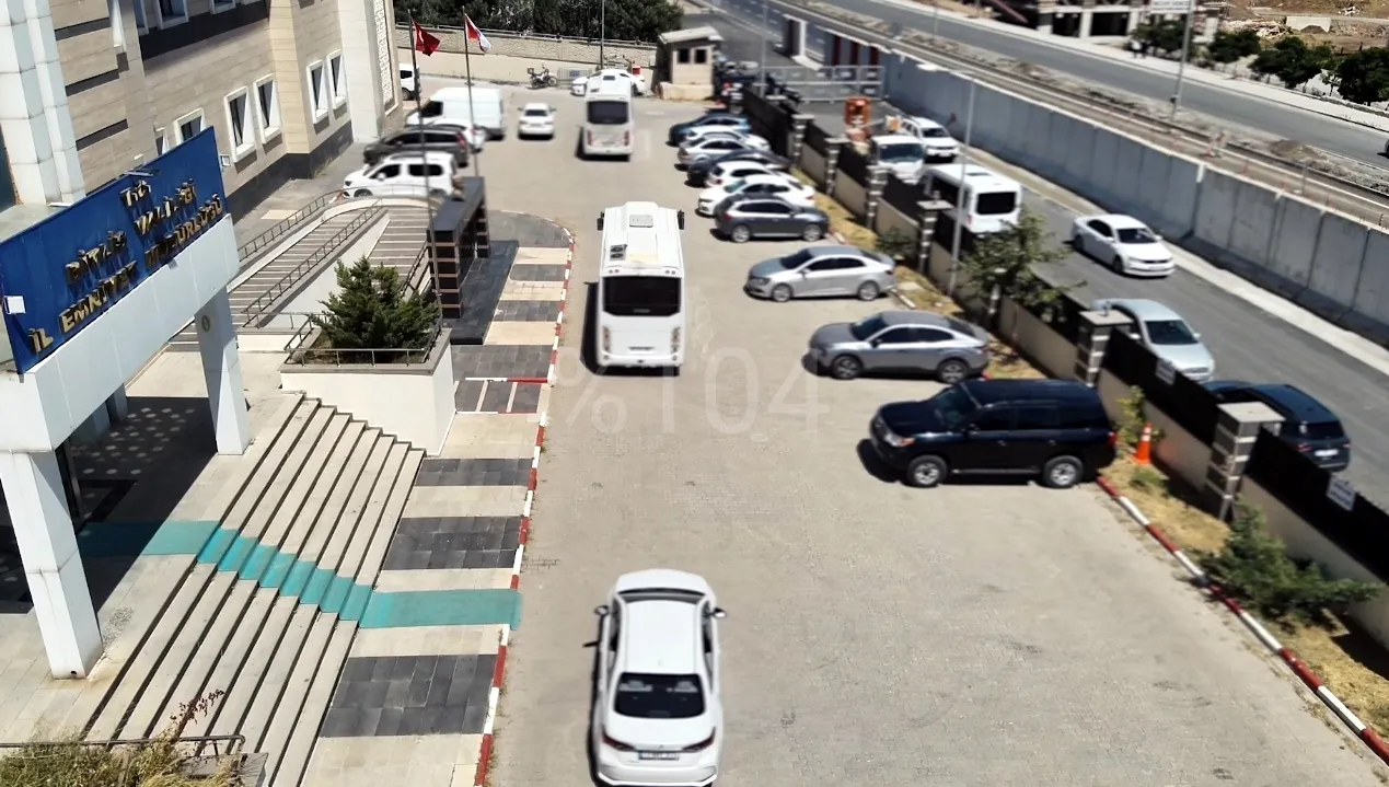 Bitlis merkezli yedi ilde düzenlenen tefecilik operasyonunda yirmi beş kişi tutuklandı