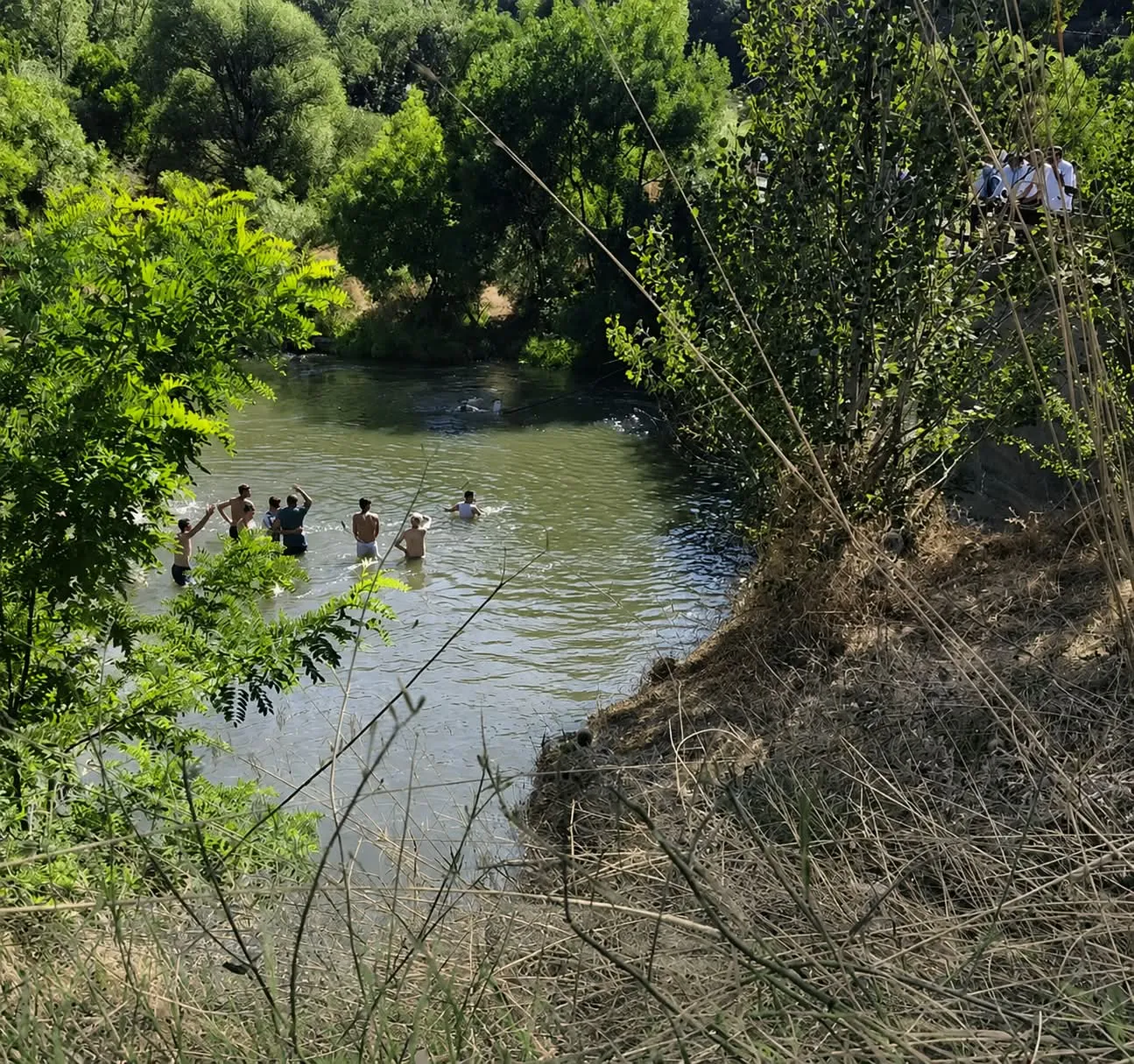 Bingöl piknik alanında acı olay Çaya düşen genç yaşamını yitirdi