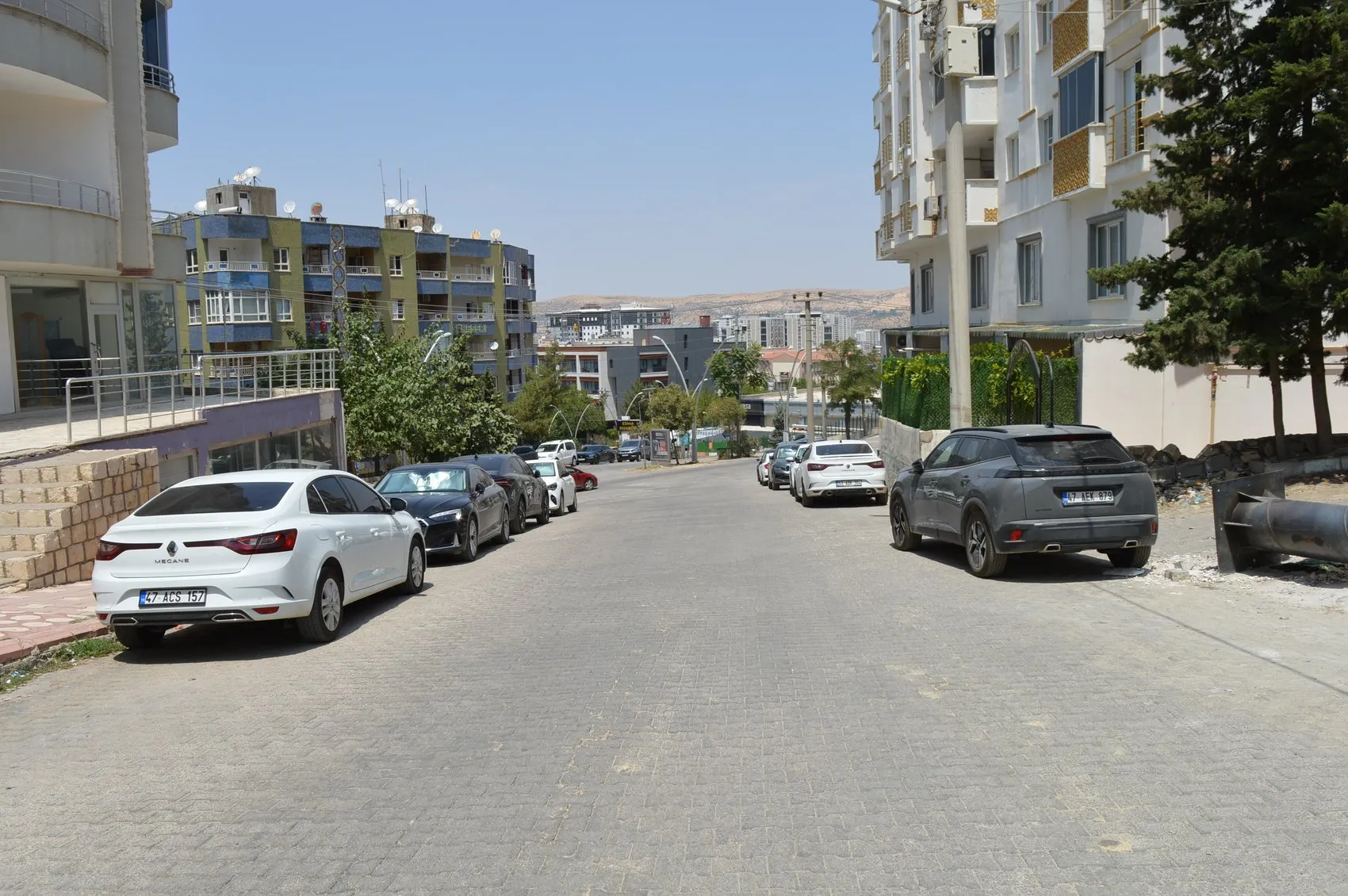 Mardin kavurucu sıcaklarla boşaldı