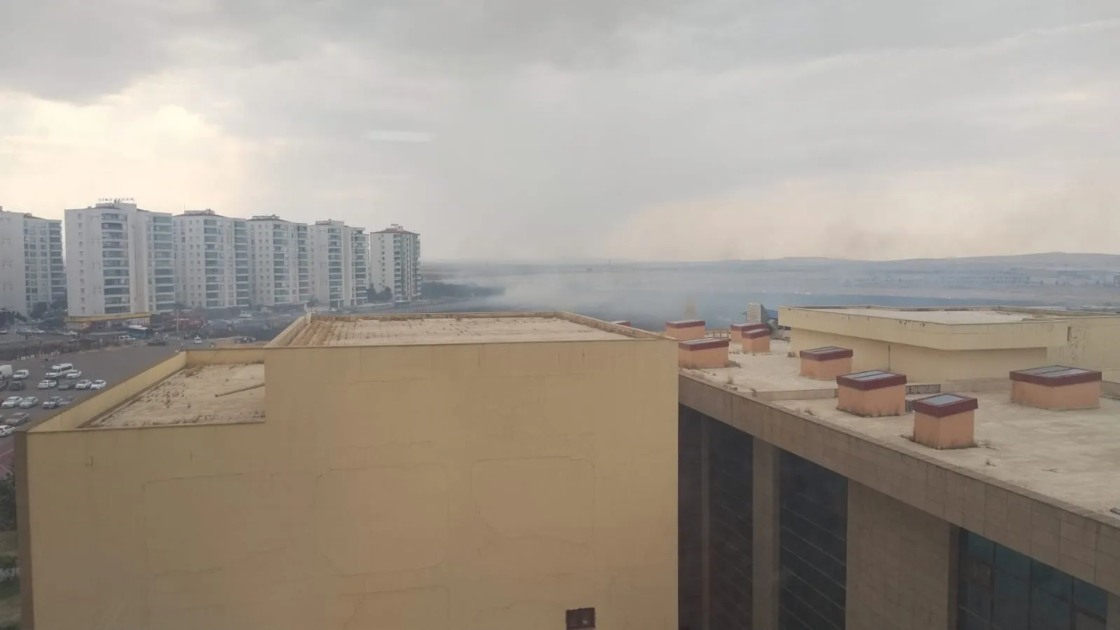 Diyarbakırda hastane çevresindeki anız yangını korkuttu