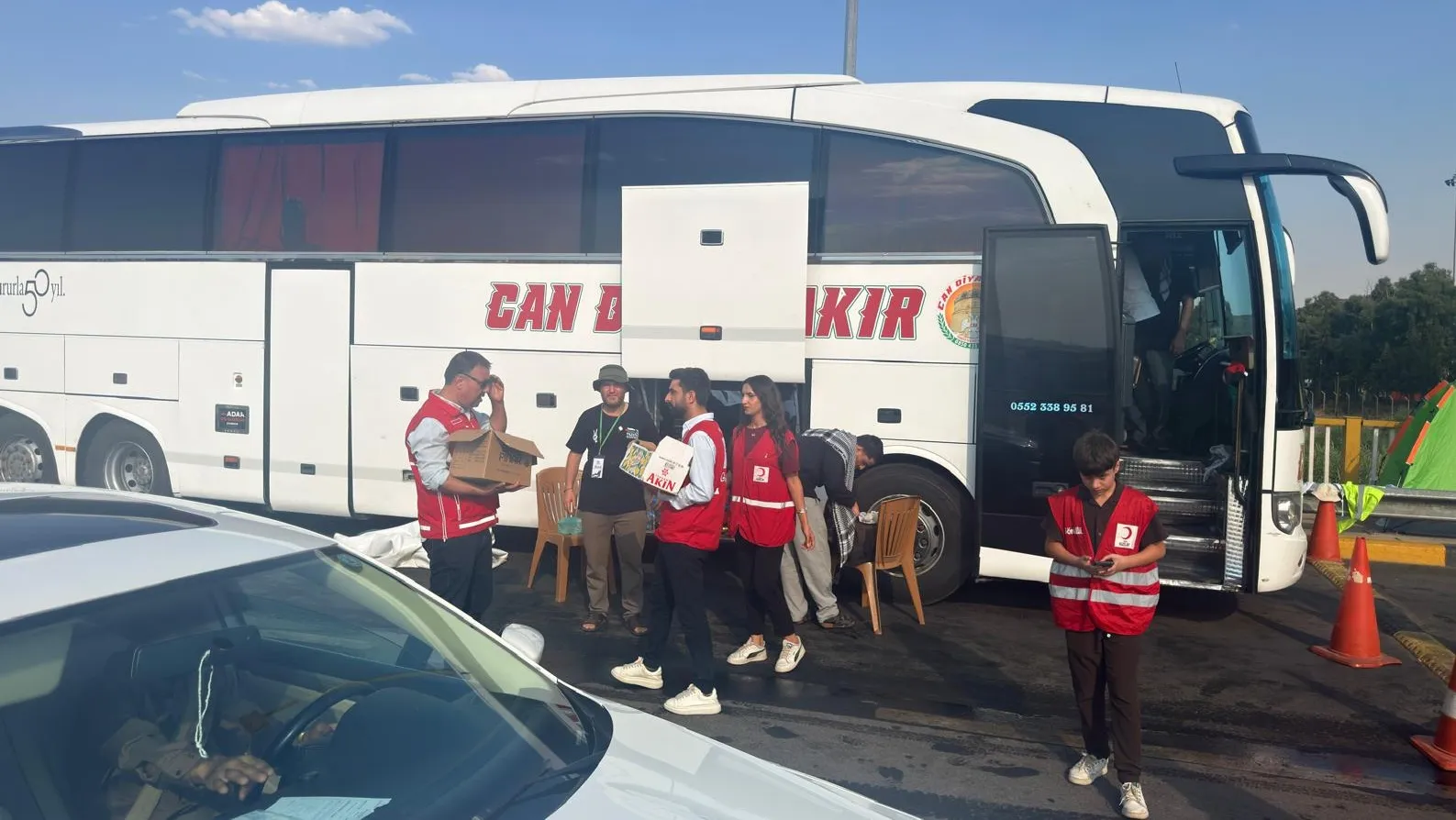 Sınırda Bekleyen Filistin Konvoyuna Kızılay’dan Destek Eli