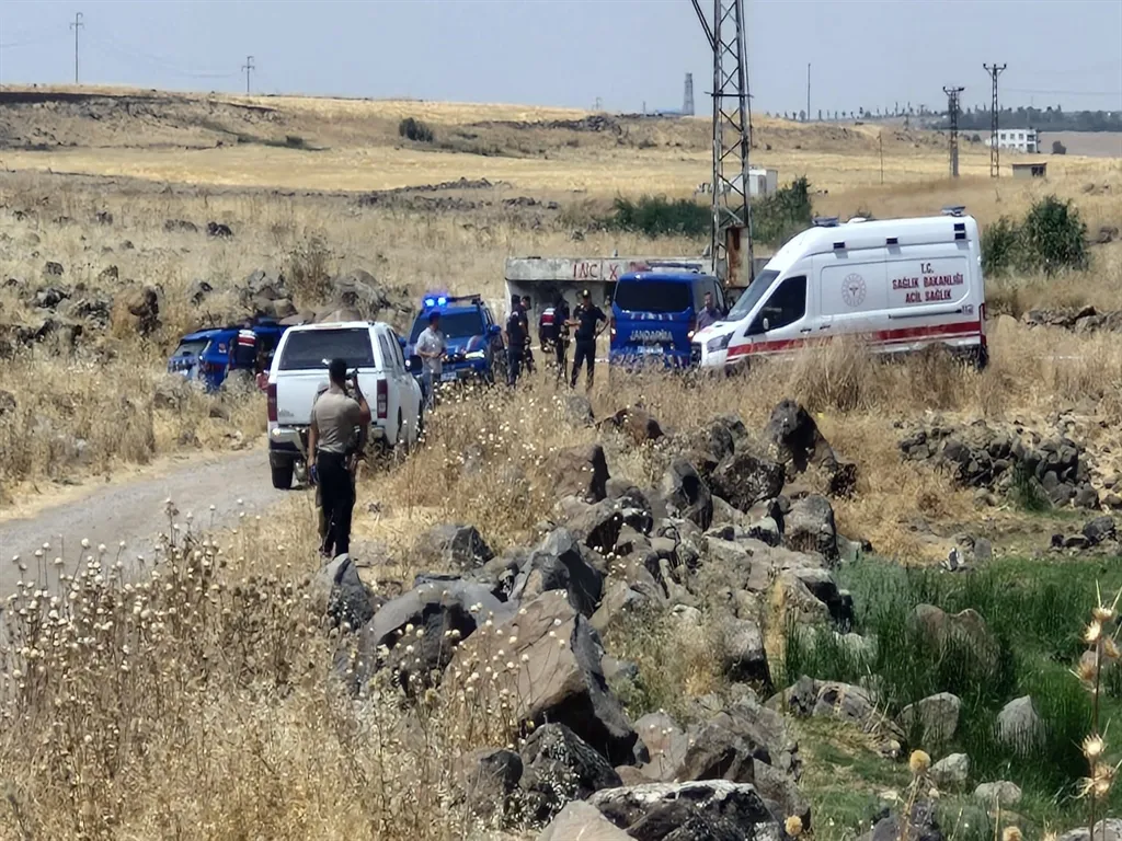 Diyarbakır'daki şüpheli kadın ölümü sonrası iki kişi tutuklanarak cezaevine gönderildi