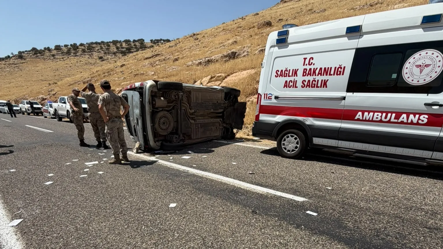 16 yaşındaki çocuk takla atan araçta hayatını kaybetti