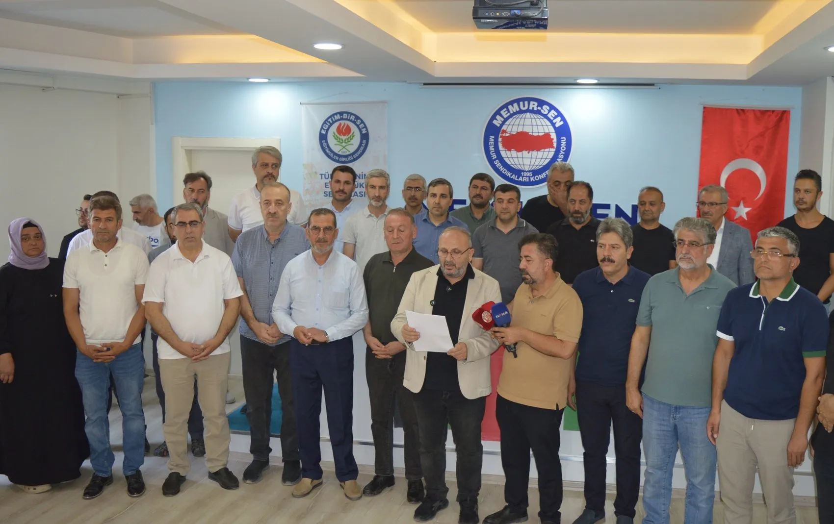 Mardinli sivil toplum örgütlerinden yeni yasal düzenlemeye tam destek