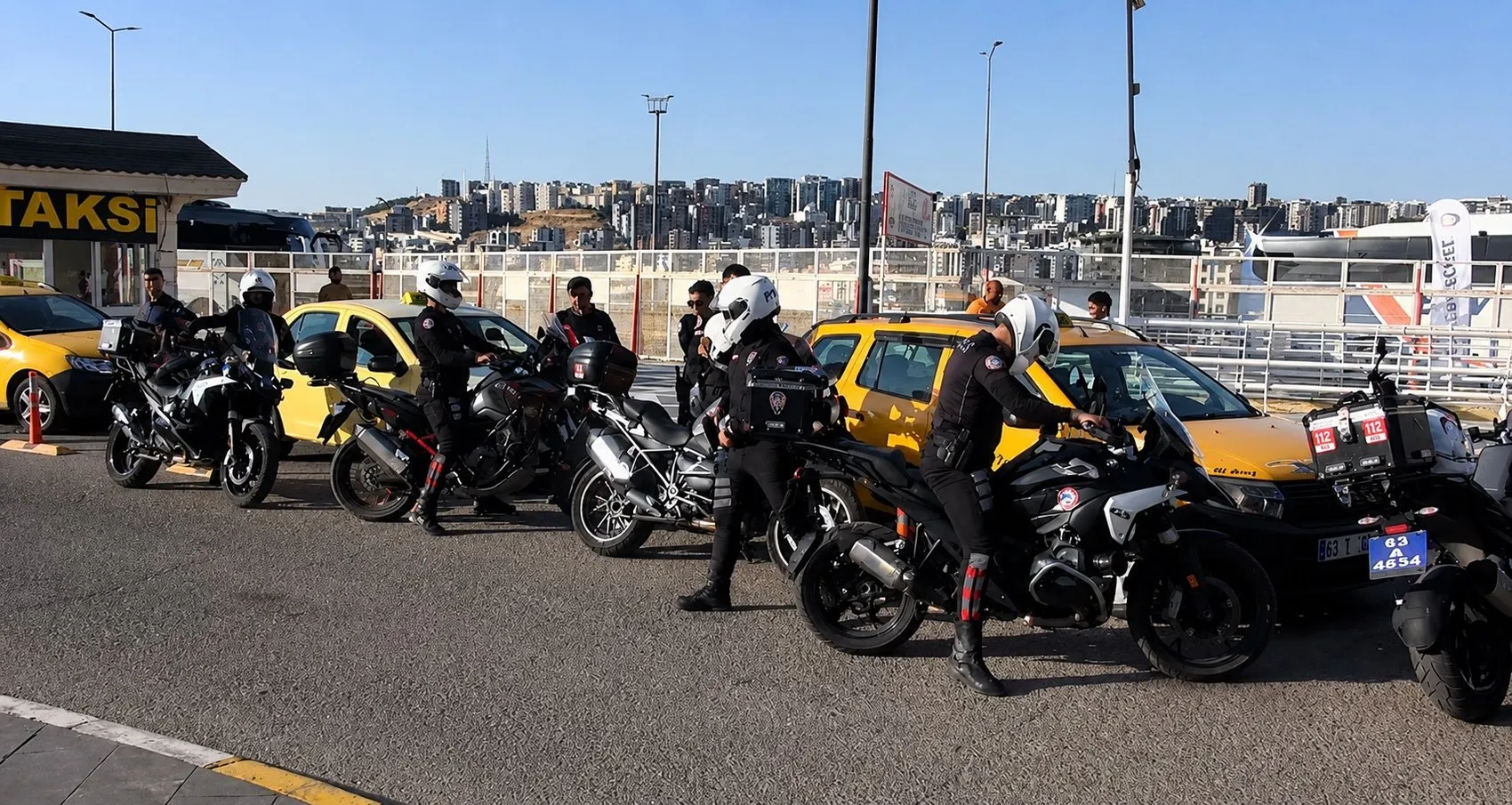 Şanlıurfa Otogarında Taşlı Sopalı Kavga Çıktı