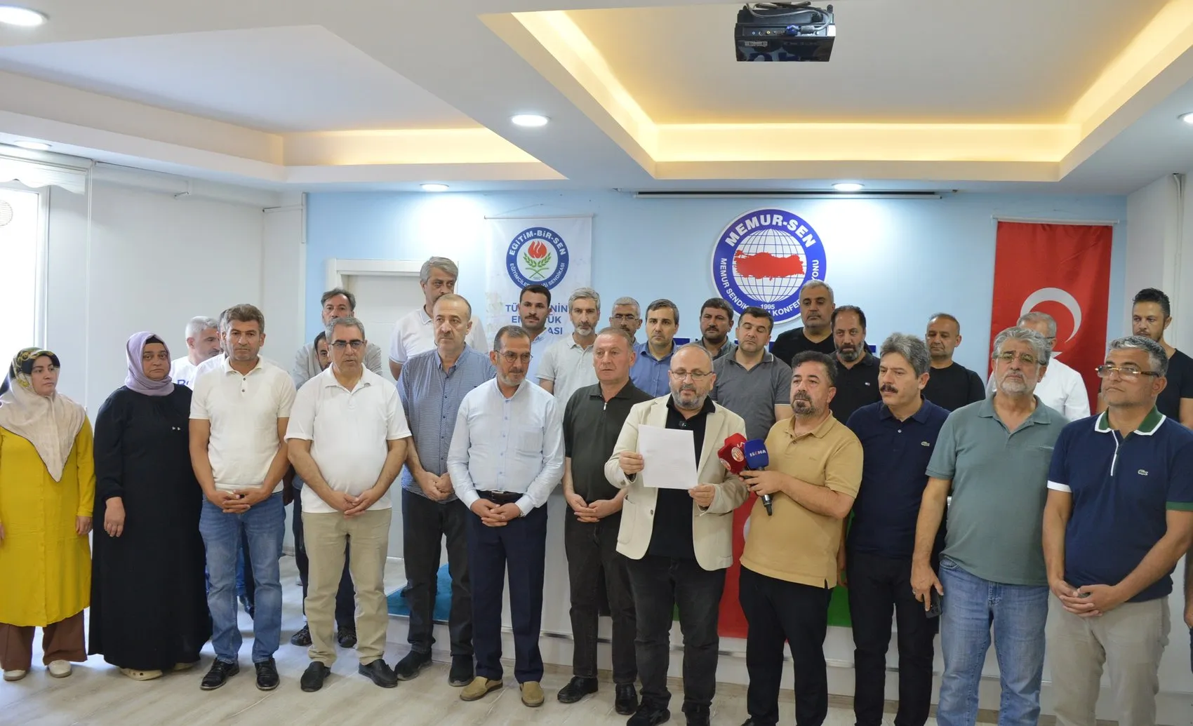Mardinli sivil toplum örgütlerinden yeni yasal düzenlemeye tam destek