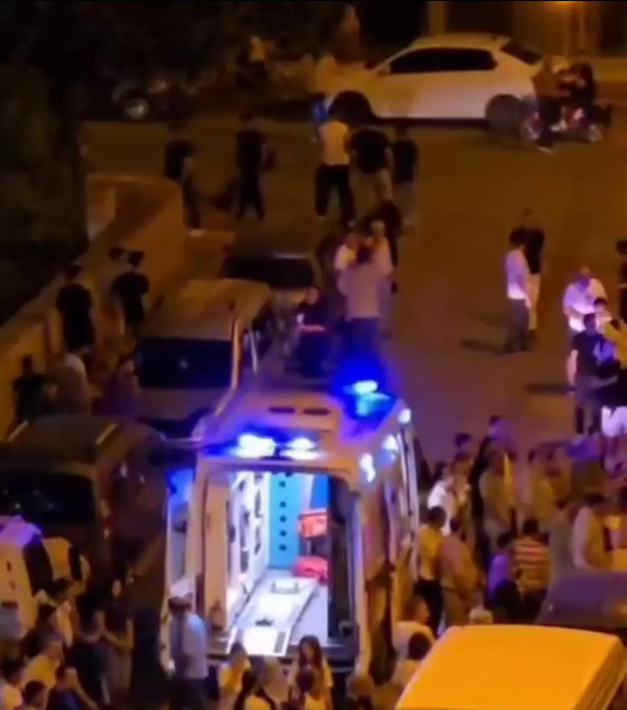 Mardin'de kadın caddede silahlı saldırıya uğradı