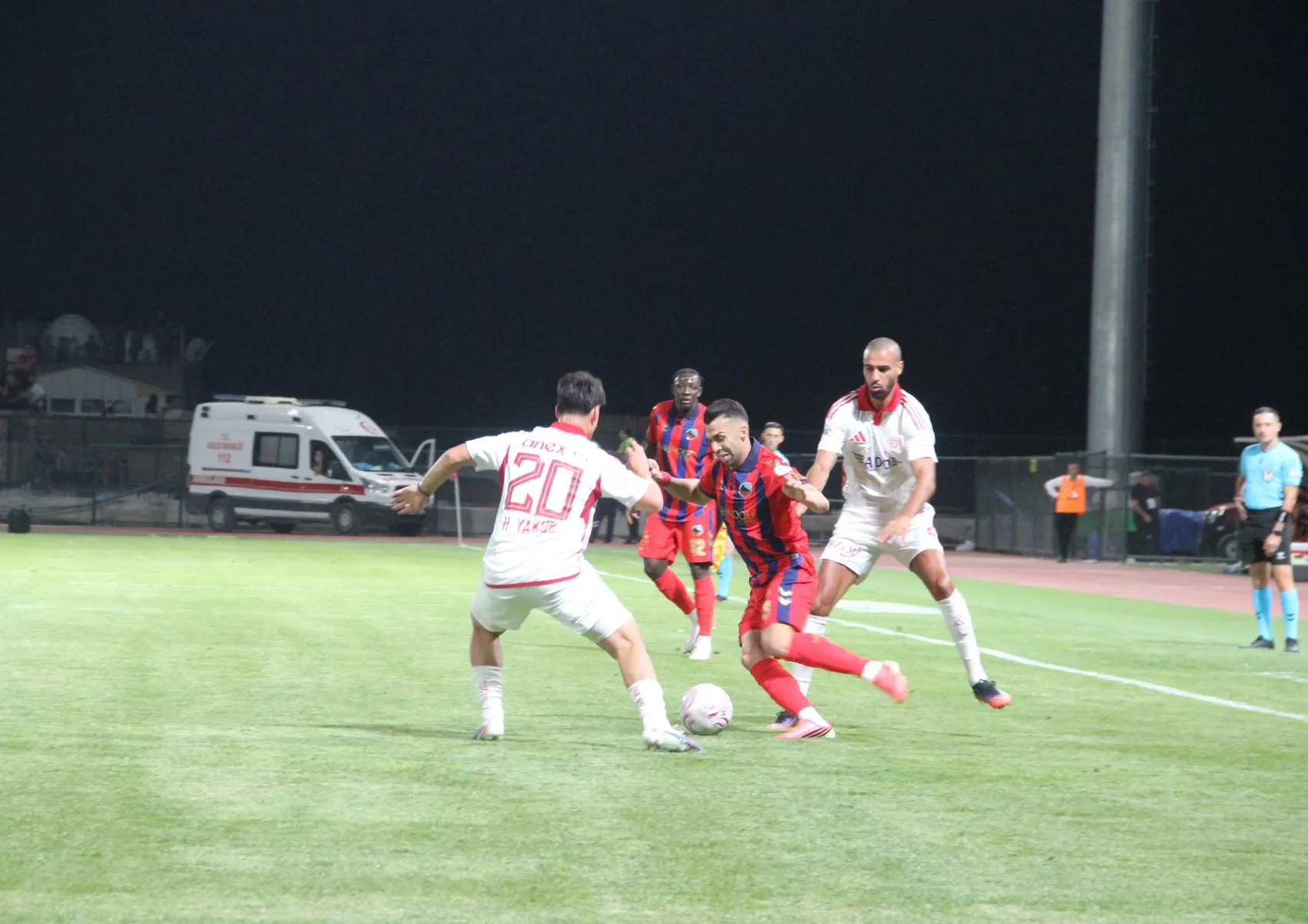 Mardin 1969 Spor evinde Antalyasporu iki golle mağlup etti