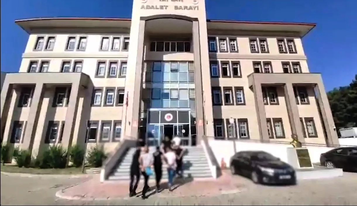 Bitlis ve Tatvan merkezli narkotik operasyonunda 11 kişi cezaevine gönderildi