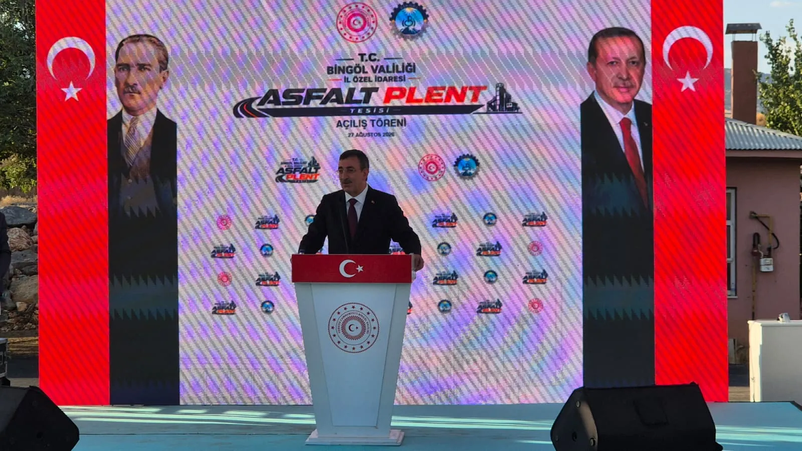 Yılmaz Bingöl'de asfalt plent tesisini açtı, yatırım mesajı verdi
