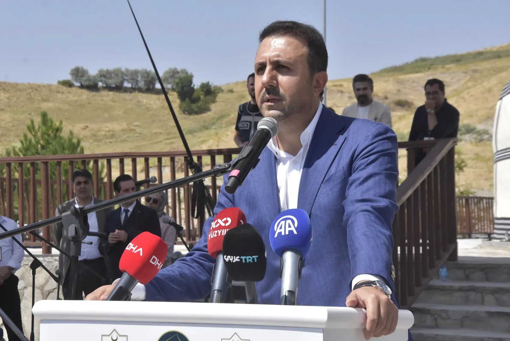 Malazgirt Zaferi'nin 955'inci yılı Ahlat'ta coşkuyla başladı
