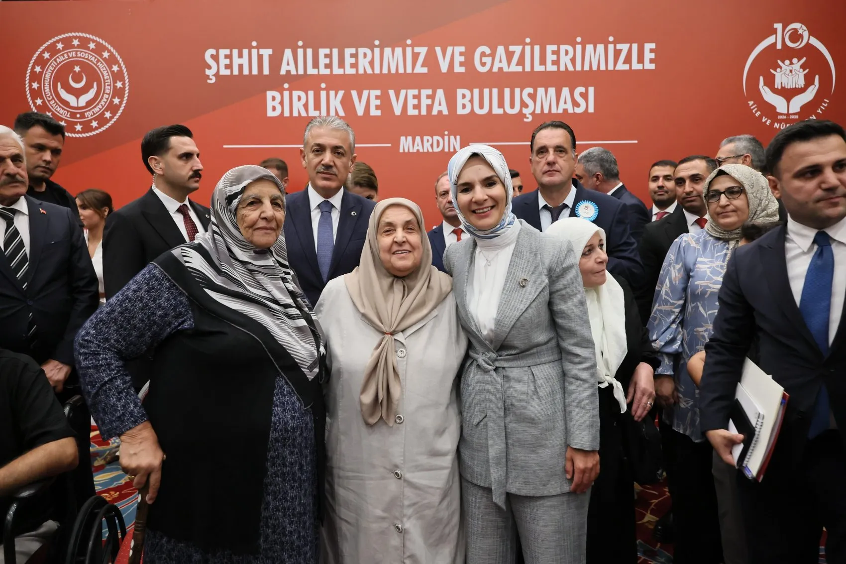 Bakan Göktaş Mardin'de şehit aileleriyle buluştu