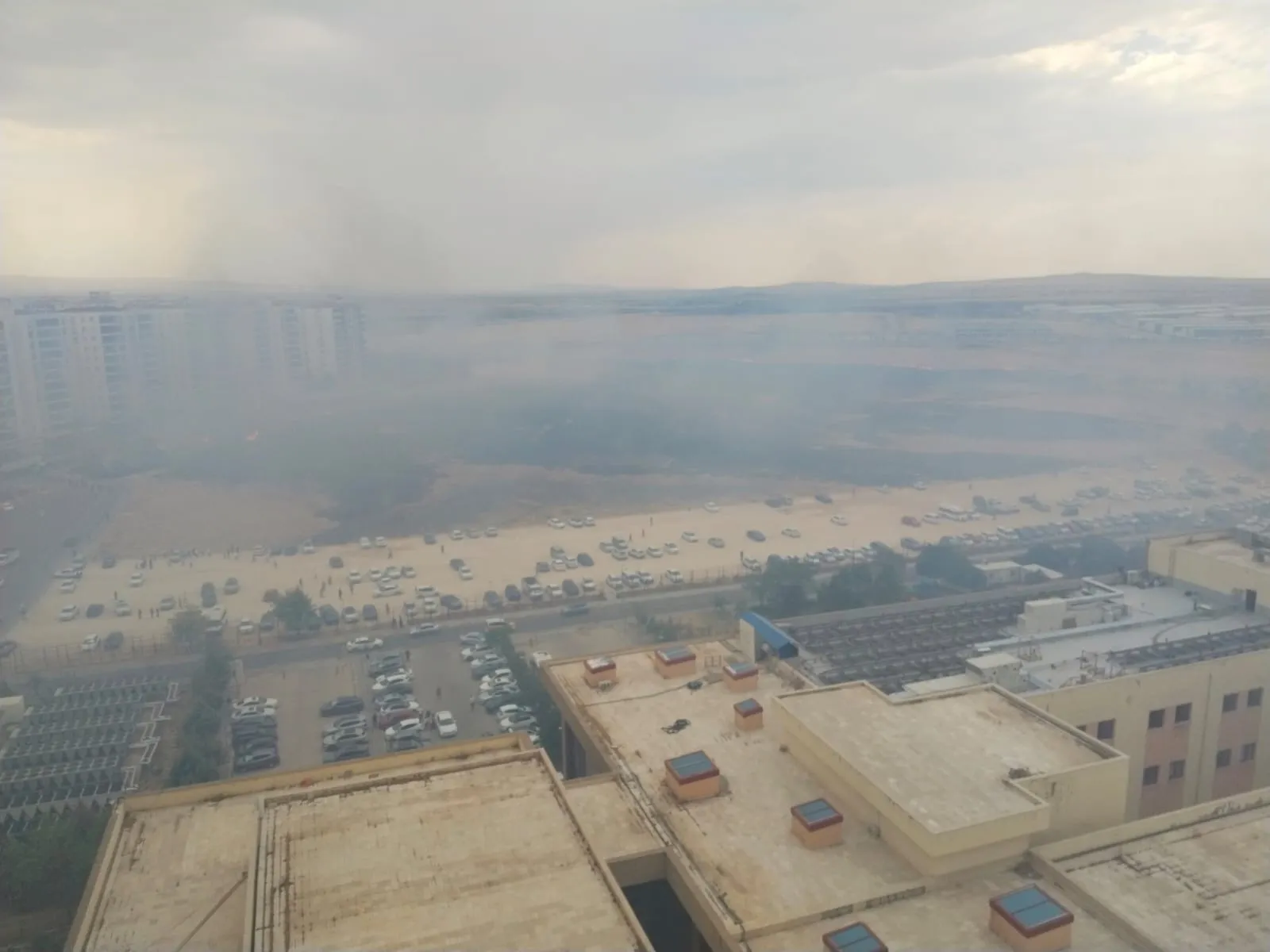 Diyarbakırda hastane çevresindeki anız yangını korkuttu