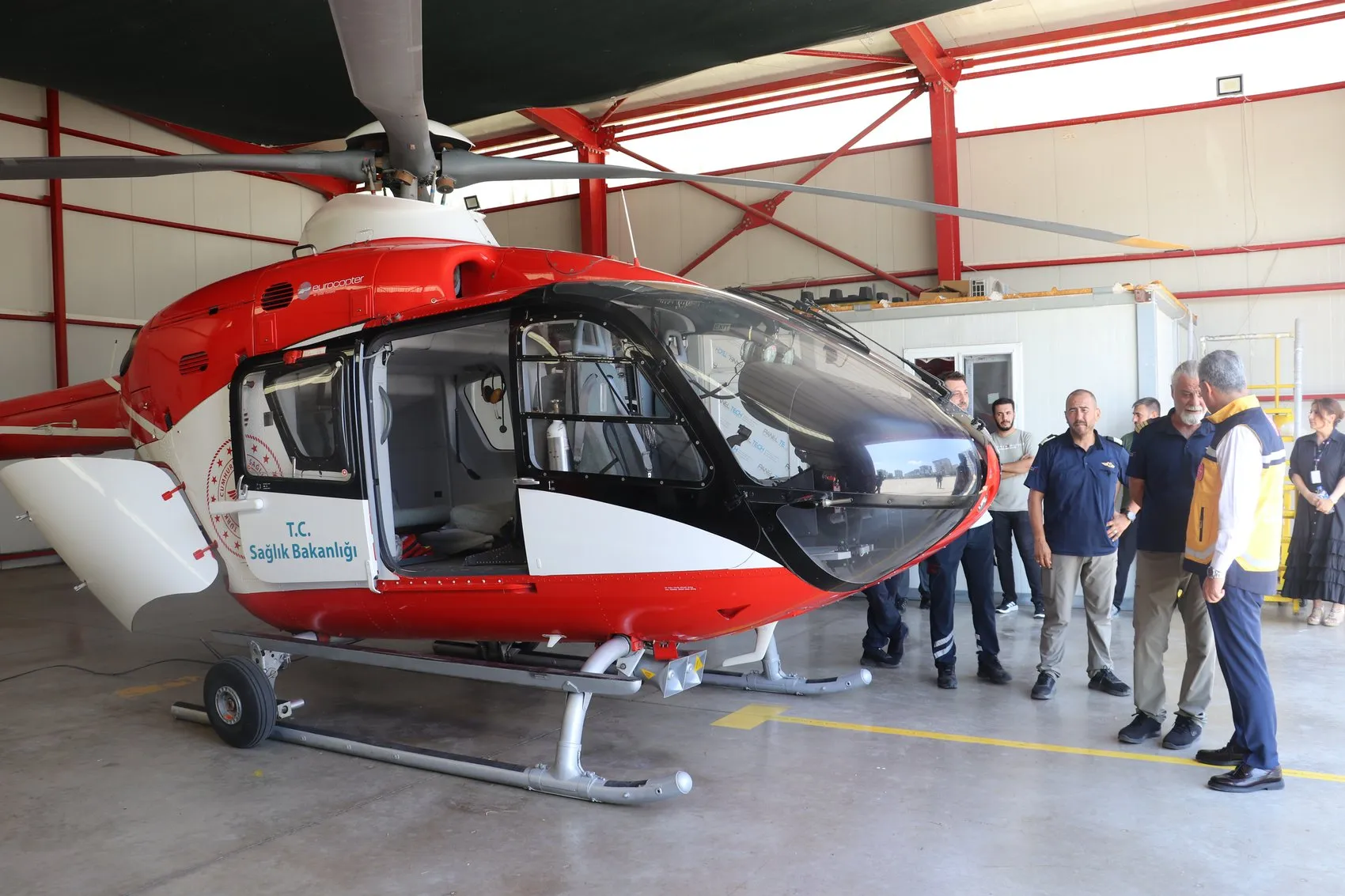 Diyarbakır ambulans helikopteri yılın ilk yedi ayında 128 hayat kurtardı