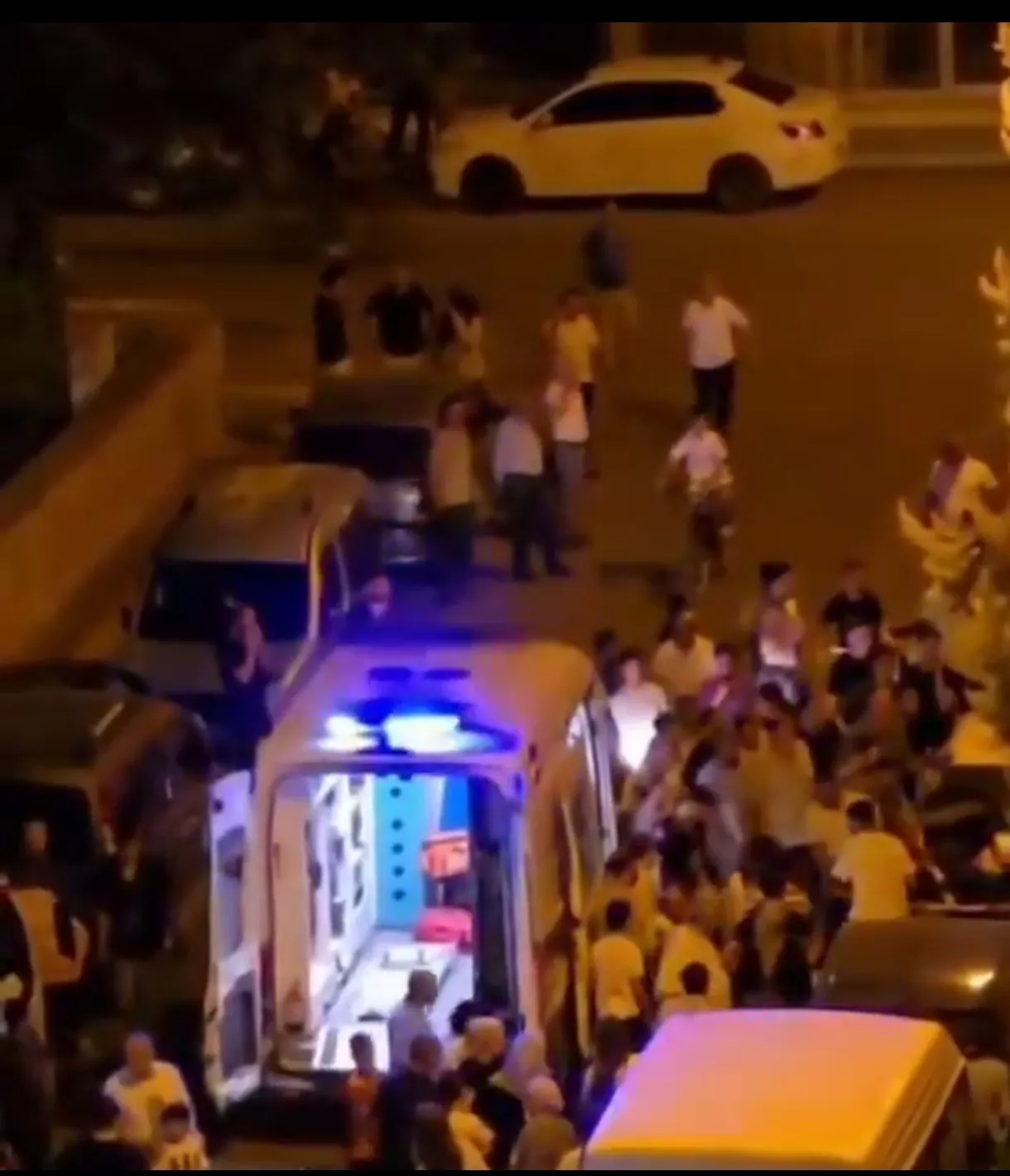 Mardin'de kadın caddede silahlı saldırıya uğradı