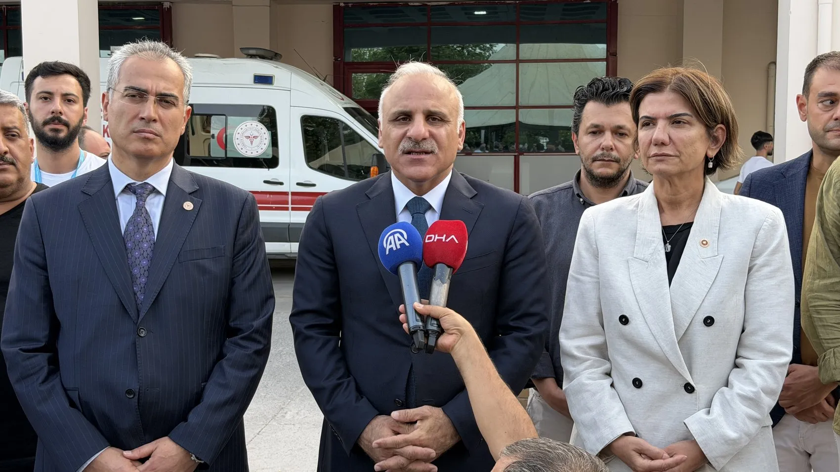 Diyarbakır Lice yolunda nişan konvoyu faciası 7 can aldı
