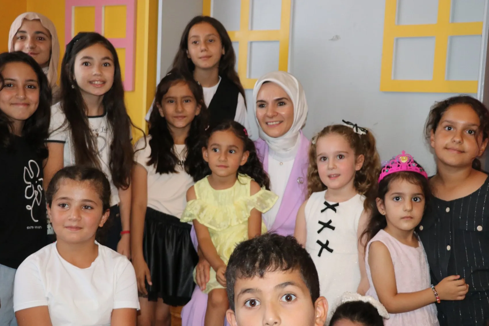 Bakan Göktaş Van temaslarında sosyal destek vurgusu yaptı