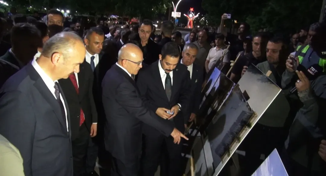 Bakan Şimşek Batman yatırımlarını hizmet fırtınası olarak tanımladı