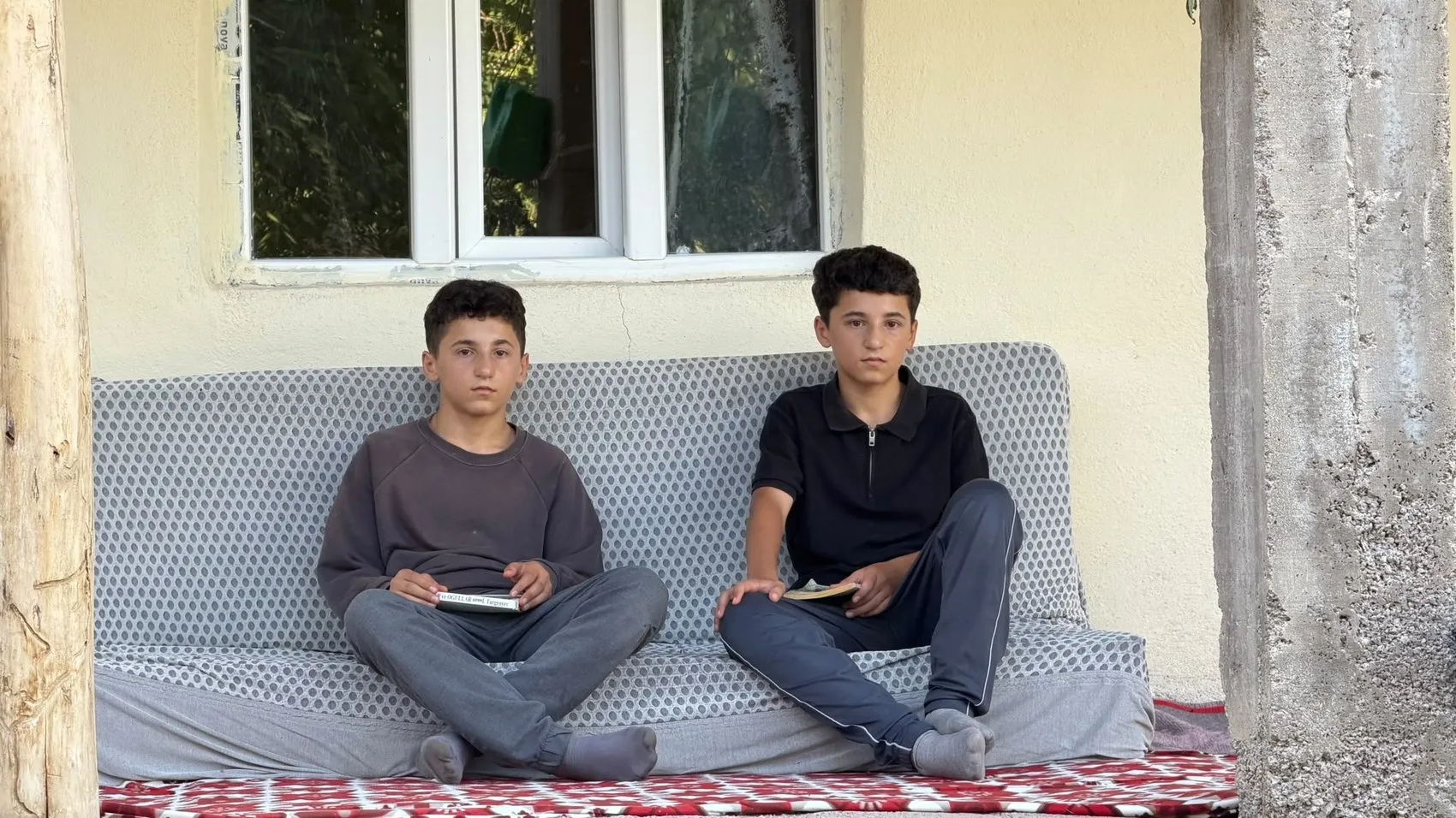 Yüksekova'da imkansızlıkları aşan ikizler Fen Lisesi hayallerine ulaştı
