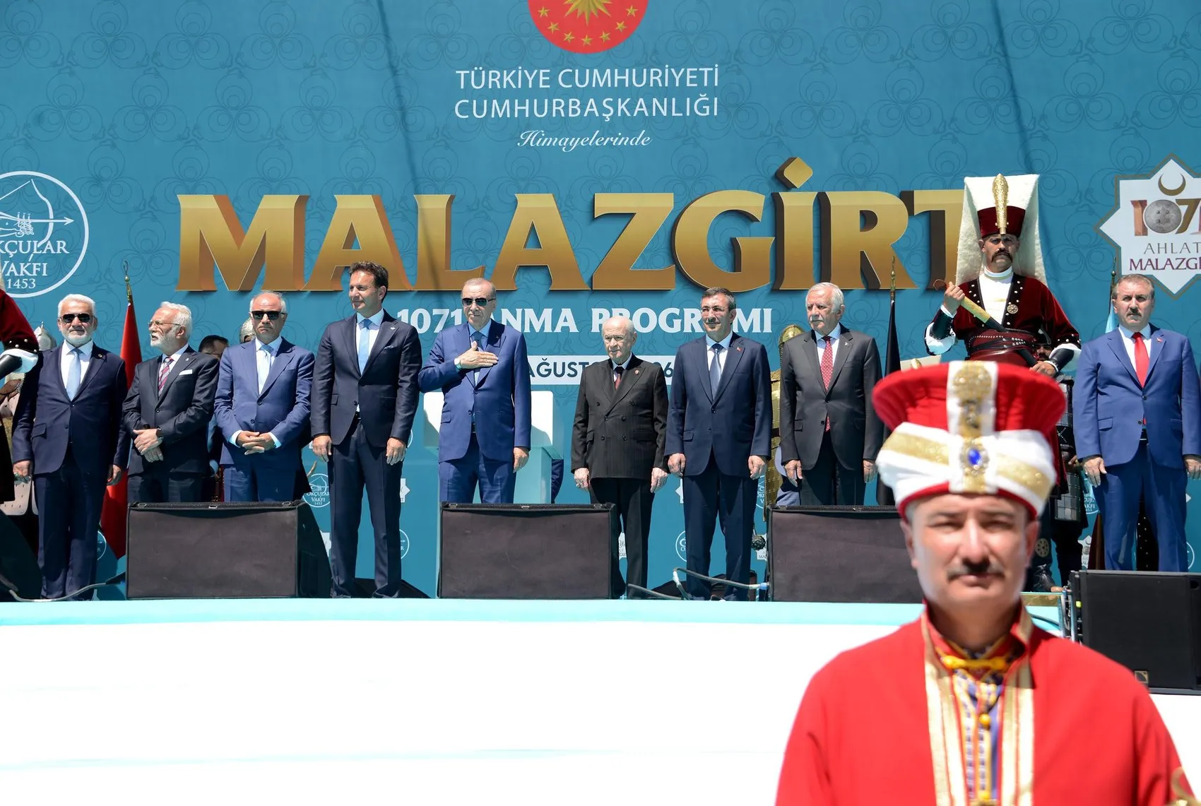 Erdoğan Malazgirt'te Türkiye'nin yürüyüşünü kimse durduramaz