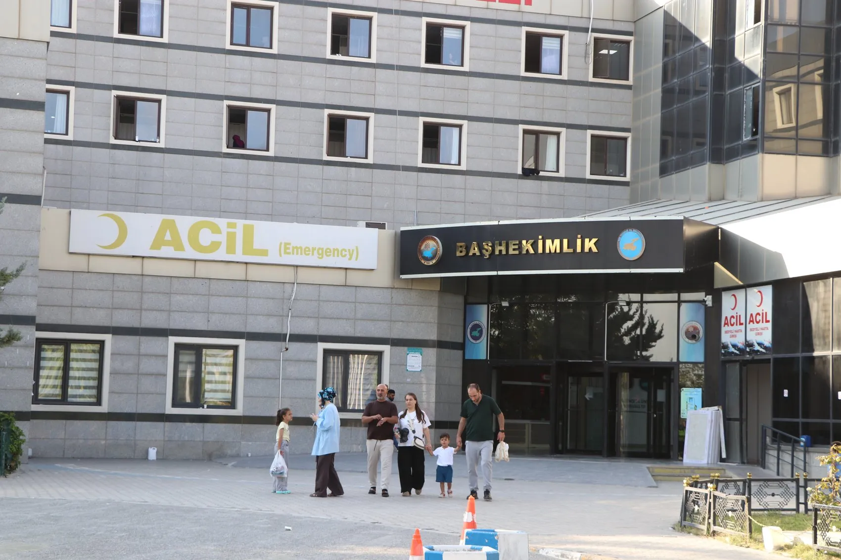 Van Gölü'nde serinlemek isteyen iki kardeş boğularak yaşamını yitirdi