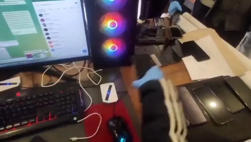 Rojin Kabaiş'in babasına siber zorbalardan yeni ölüm tehdidi