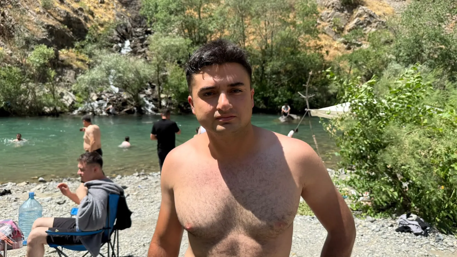Hakkari Şine Deresi sıcaklarda serinlemek isteyenlerin uğrak noktası oldu