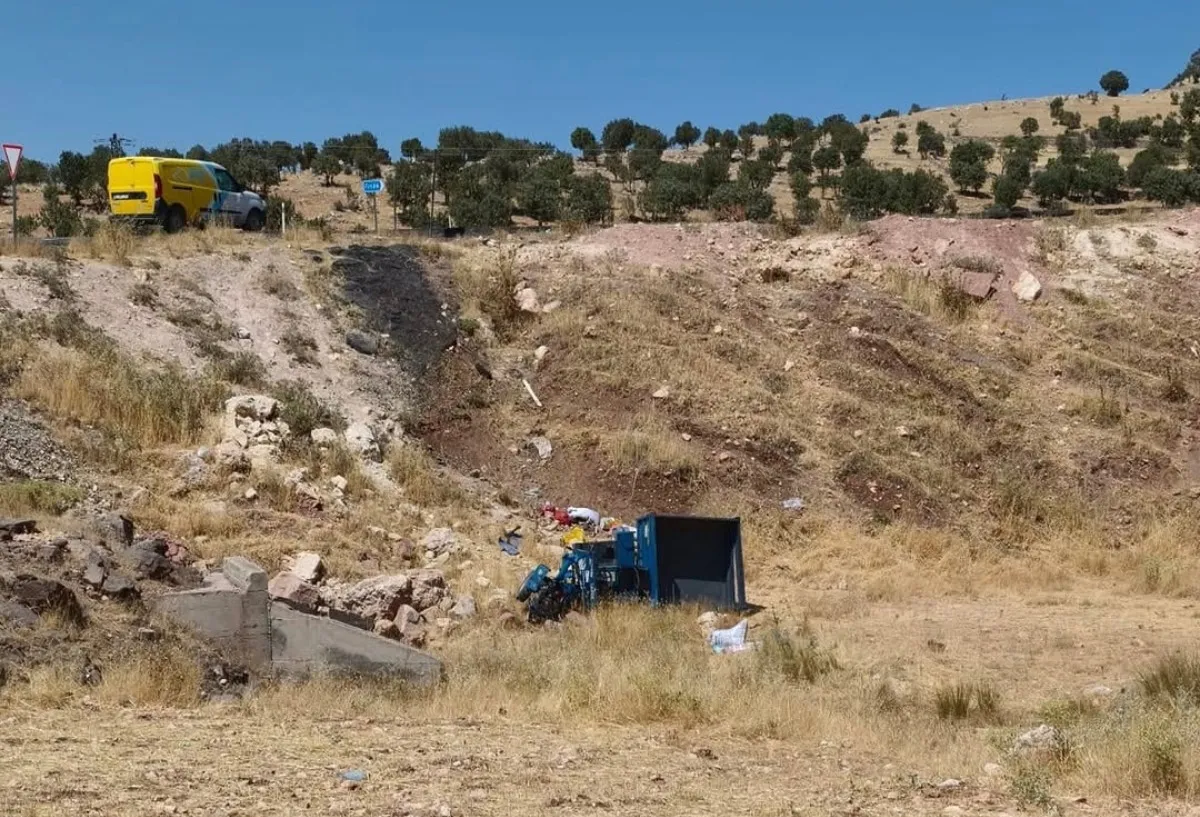 Şırnak Güçlükonak yolunda tarım aracı devrildi