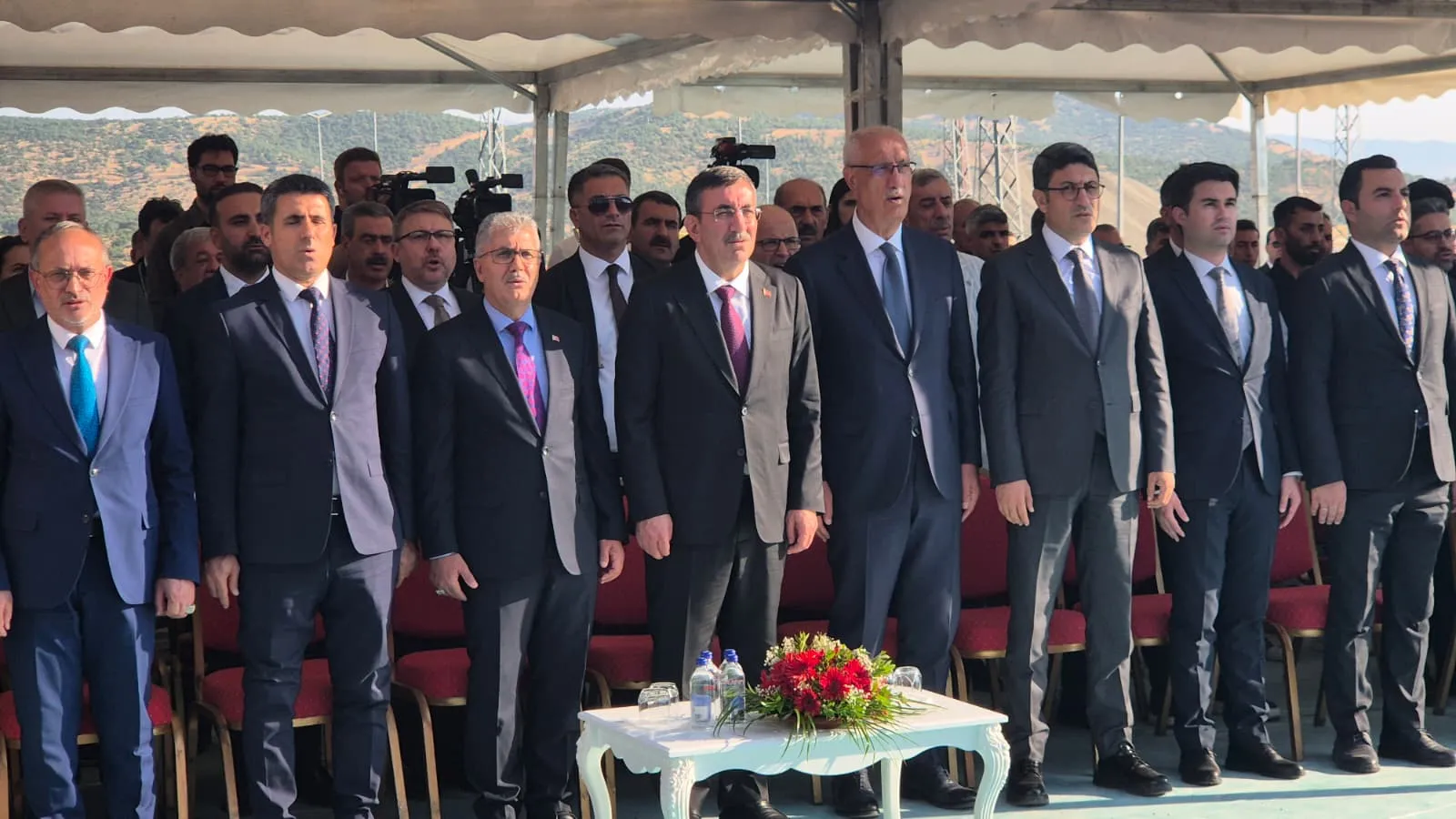 Yılmaz Bingöl'de asfalt plent tesisini açtı, yatırım mesajı verdi
