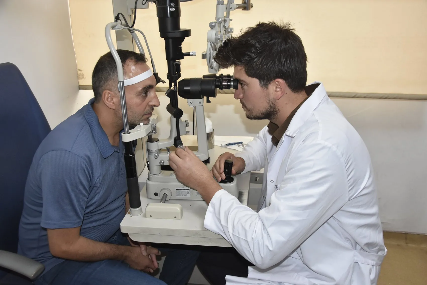 Bitlis Devlet Hastanesinde gözyaşı kanalı tıkanıklığına izsiz çözüm