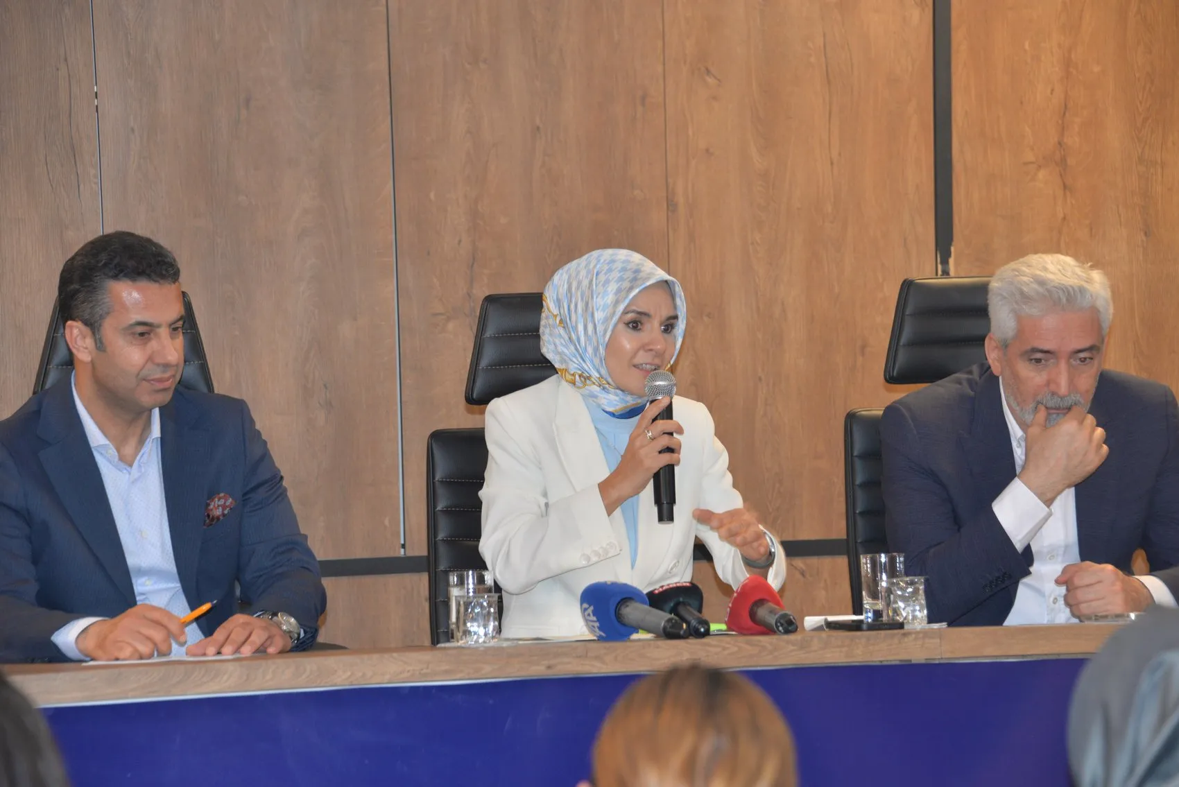 Aile ve Sosyal Hizmetler Bakanı Göktaş Diyarbakırda Temaslarda Bulundu