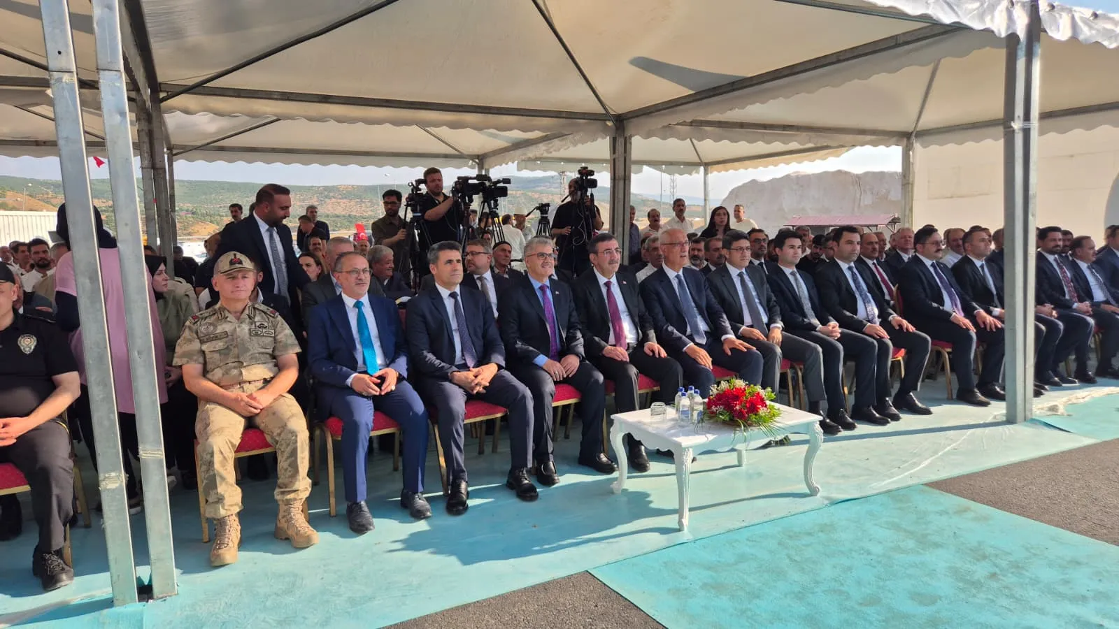 Yılmaz Bingöl'de asfalt plent tesisini açtı, yatırım mesajı verdi