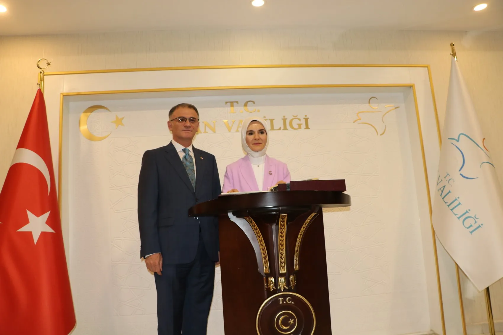 Bakan Göktaş Van temaslarında sosyal destek vurgusu yaptı
