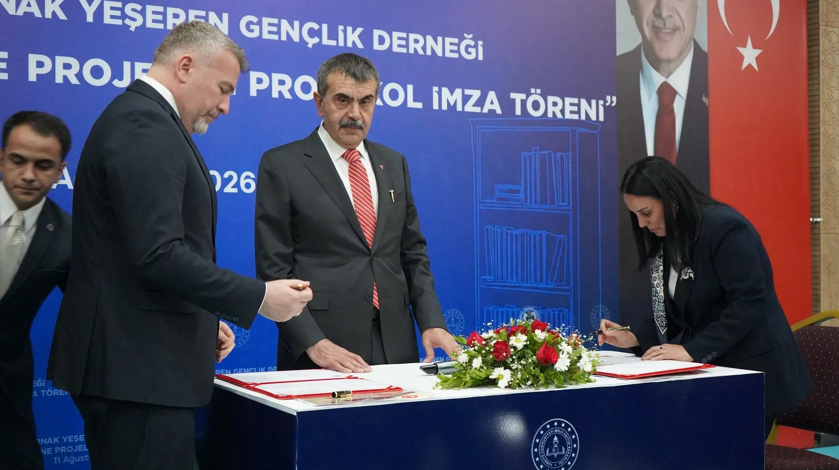 Bakan Tekin Şırnakta yeni yasal düzenlemeye sahip çıkma çağrısı yaptı