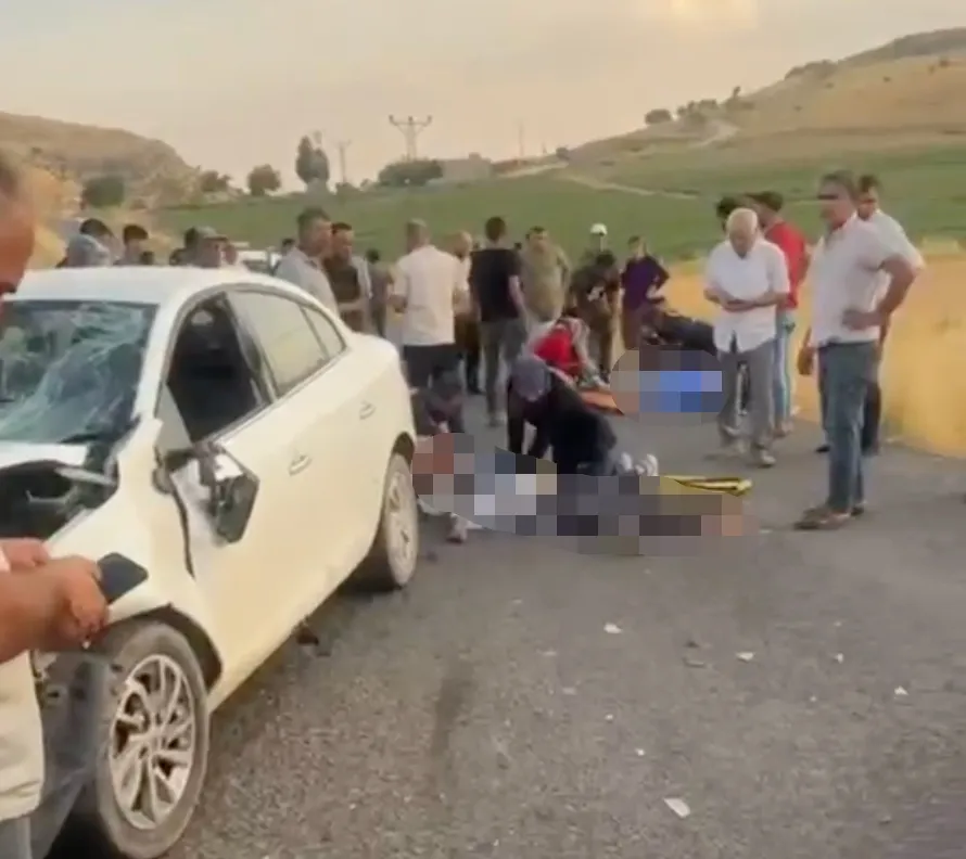 Mardin Mazıdağı yolunda meydana gelen kazada iki kişi yaşamını yitirdi
