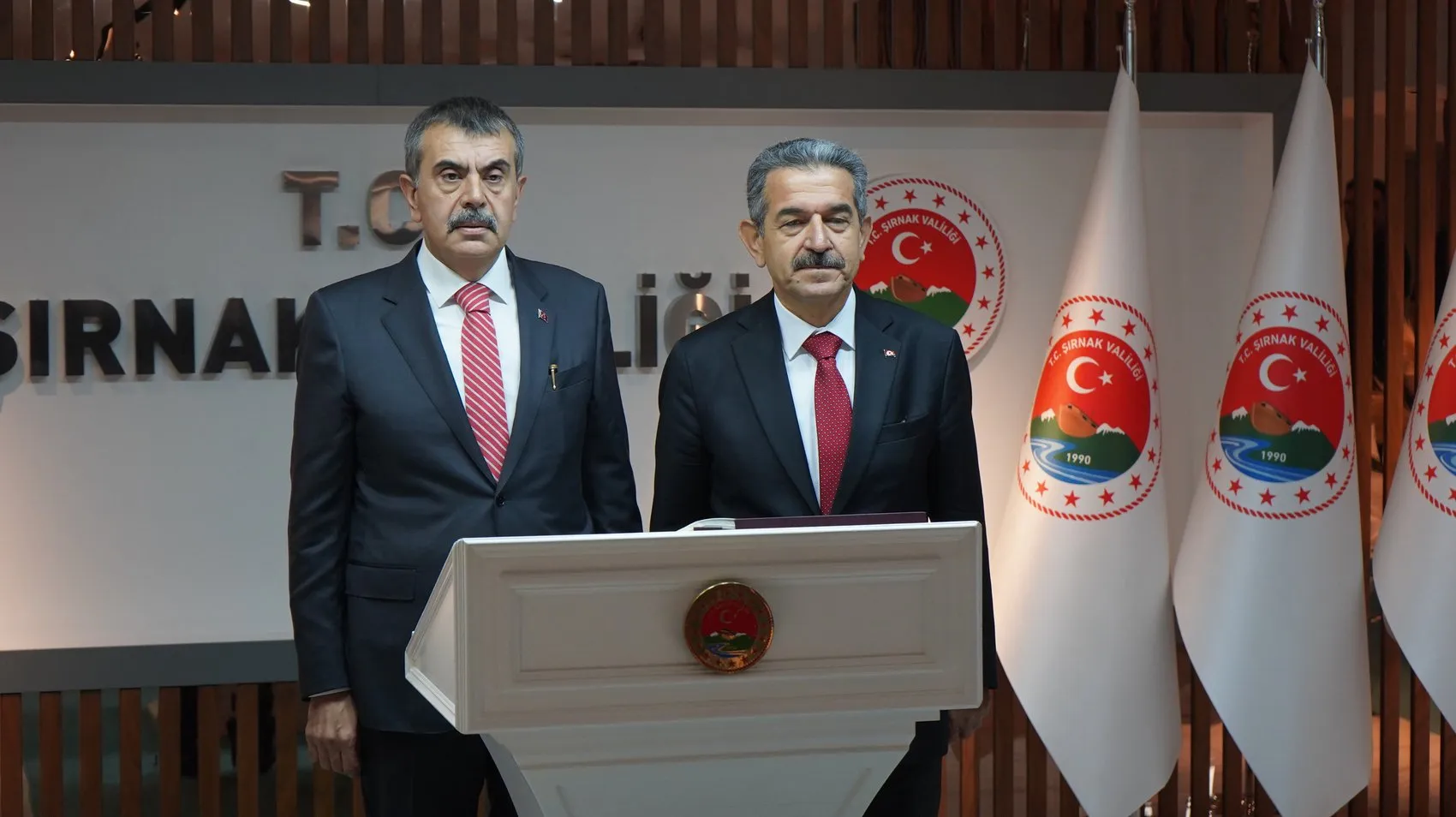 Bakan Tekin Şırnakta yeni yasal düzenlemeye sahip çıkma çağrısı yaptı