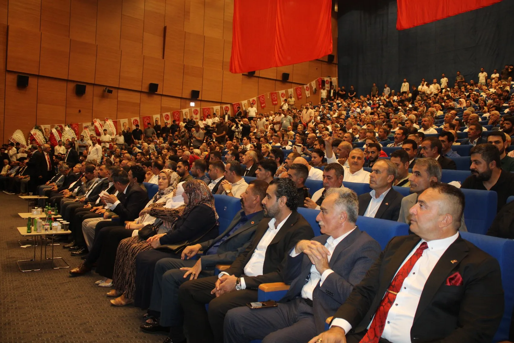 MHP'nin Diyarbakır kongresinde Osmanağaoğlu'ndan Terörsüz Türkiye vurgusu