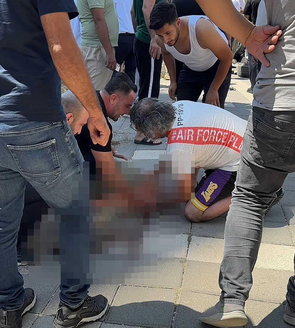 Kayapınar ilçesinde iki araç çarpıştı
