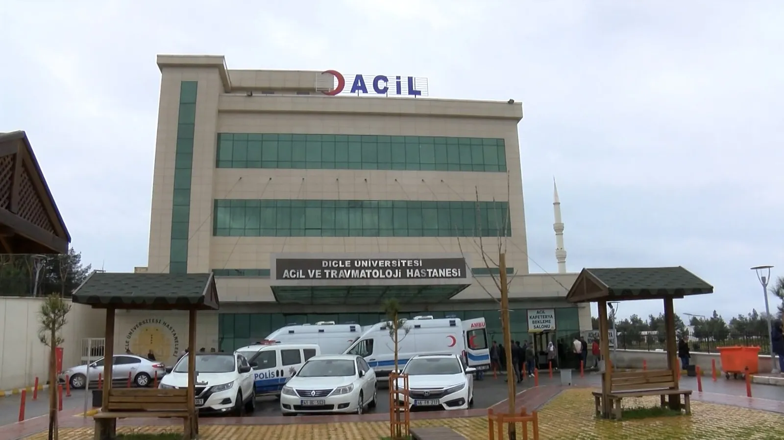 Diyarbakırda fabrikada çalışan 35 yaşındaki işçi makine kazası sonucu hayatını kaybetti