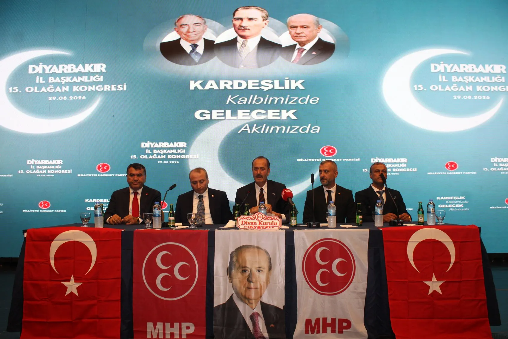 MHP'nin Diyarbakır kongresinde Osmanağaoğlu'ndan Terörsüz Türkiye vurgusu