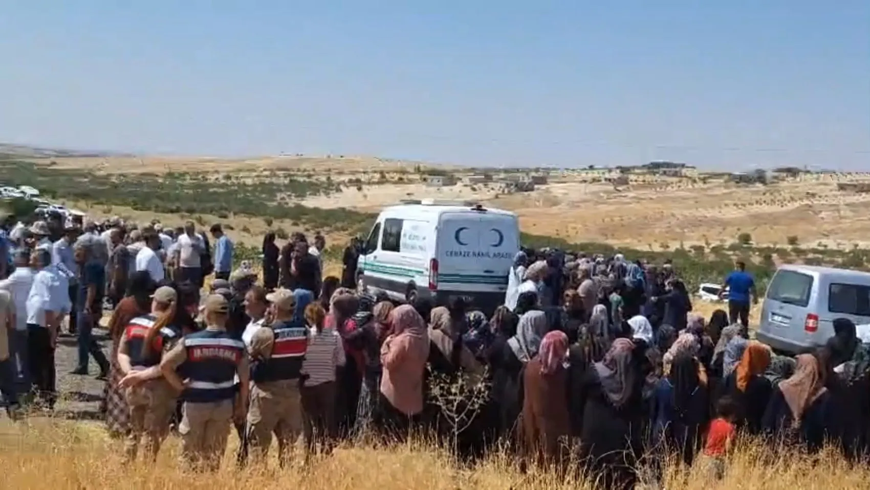 Şanlıurfa yolunda feci kaza üç kuzeni hayattan kopardı