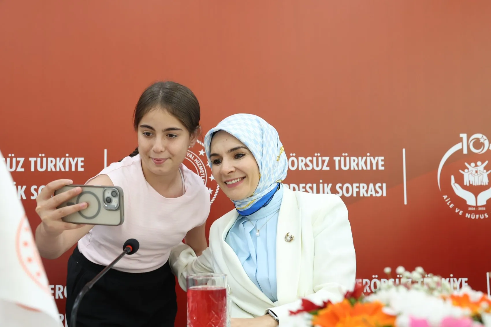 Bakan Göktaş Diyarbakırda Şehit Aileleri ve Gazilerle Bir Araya Geldi