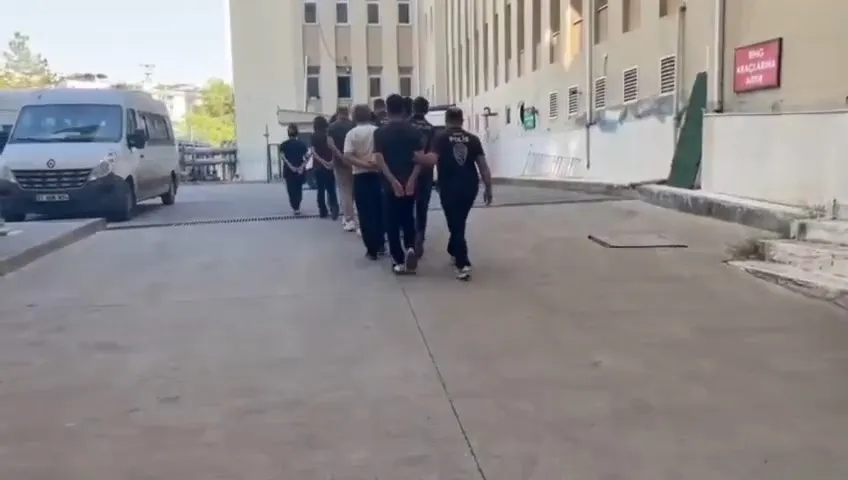 Rojin Kabaiş'in babasına siber zorbalardan yeni ölüm tehdidi