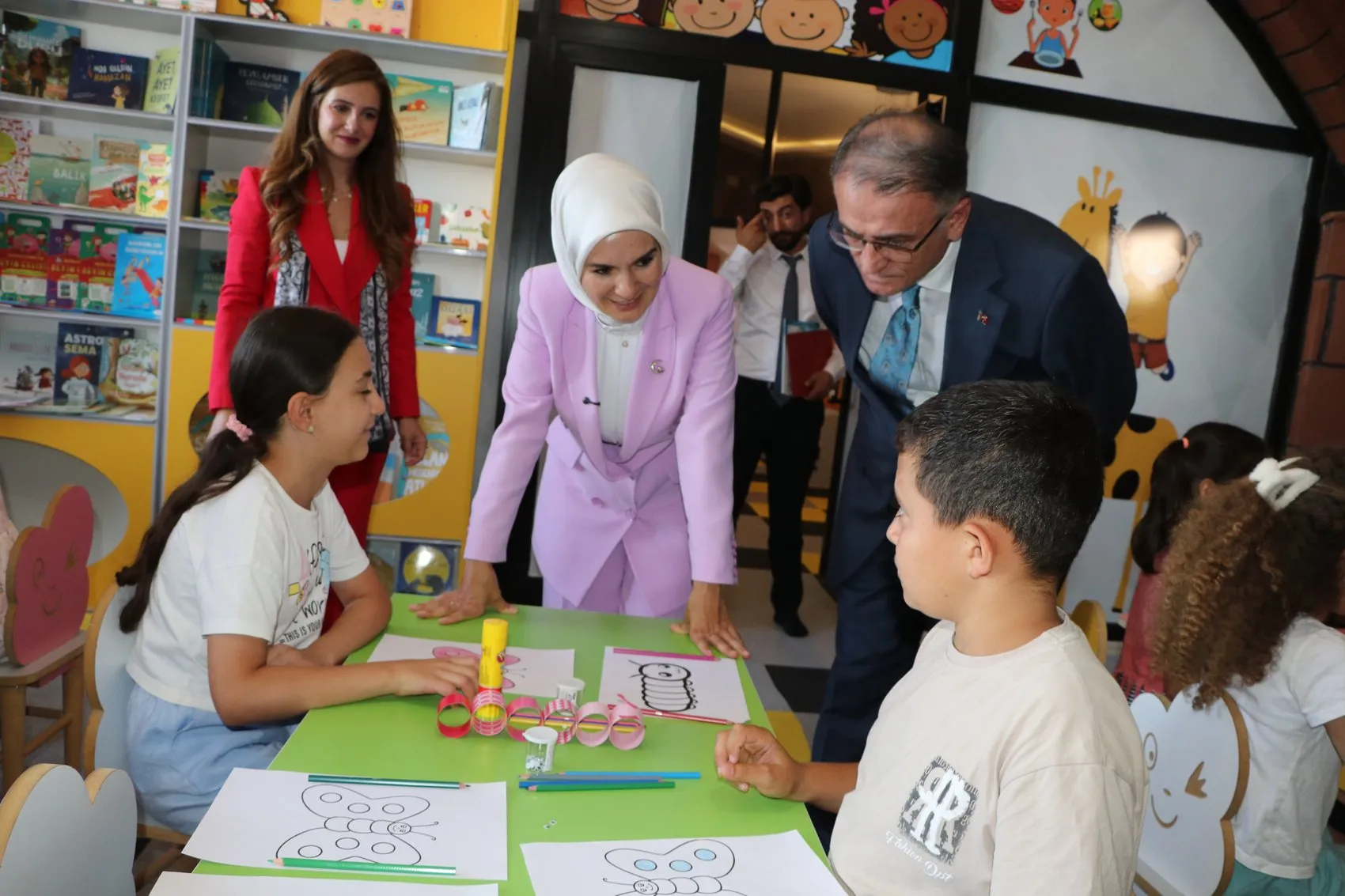 Bakan Göktaş Van temaslarında sosyal destek vurgusu yaptı