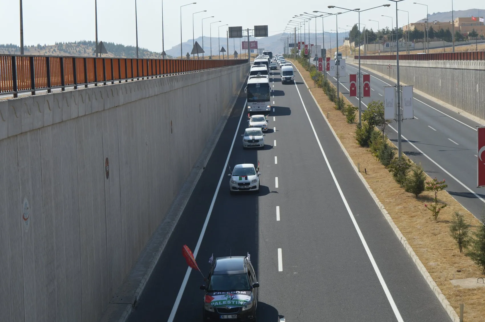 Filistin halkına destek için yola çıkan konvoy Mardin’e ulaştı