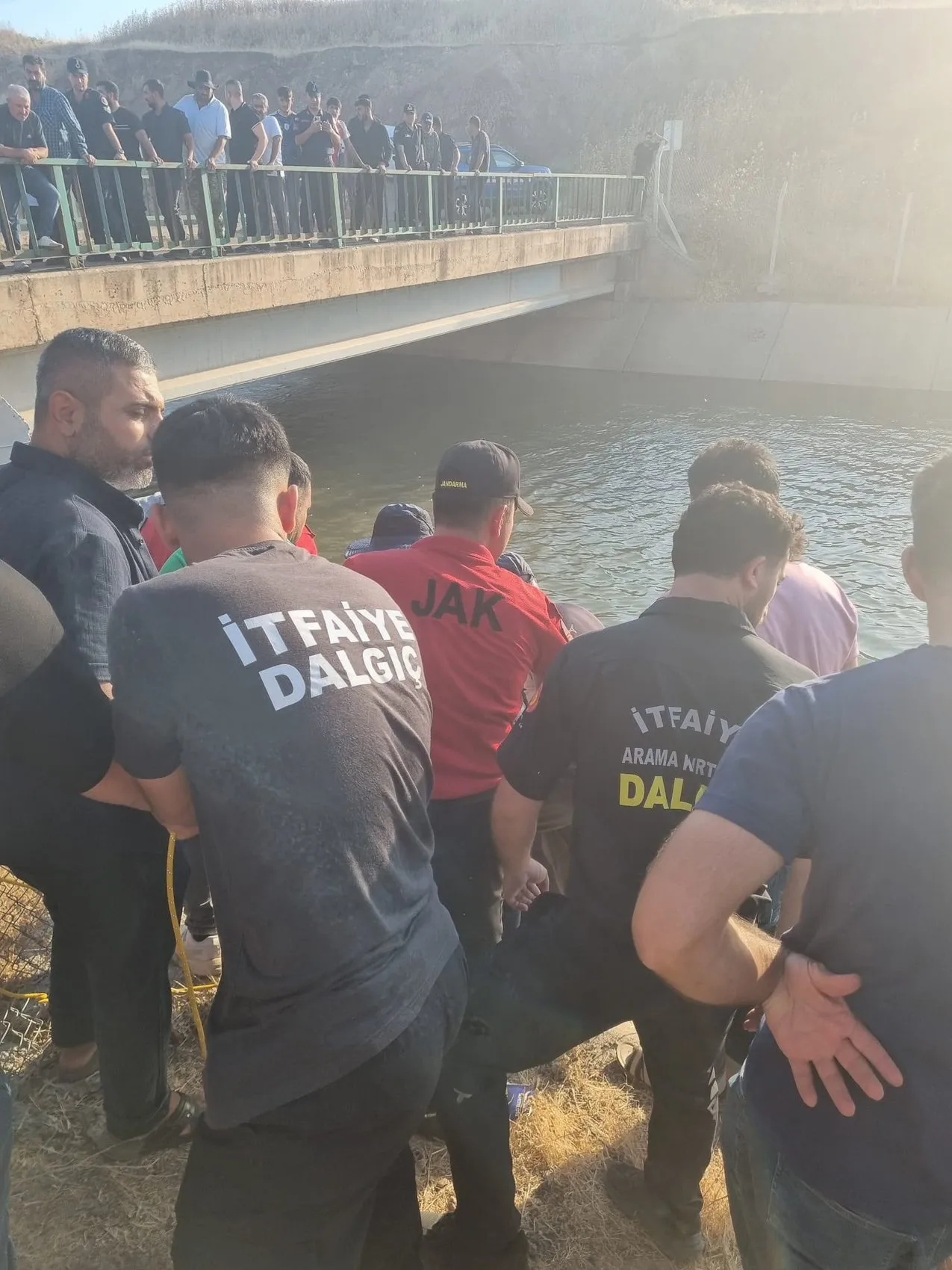 Diyarbakır Bağlar’da sulama kanalına giren genç hayatını kaybetti