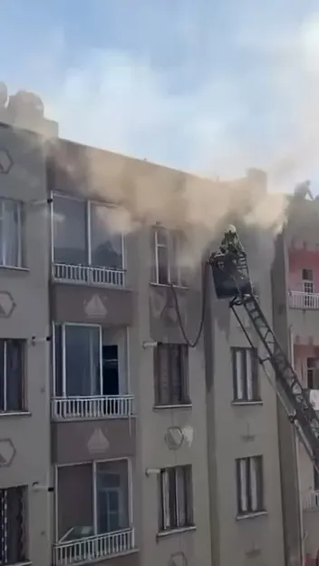 Bismil'de bir dairede dokuz saat arayla iki yangın çıktı