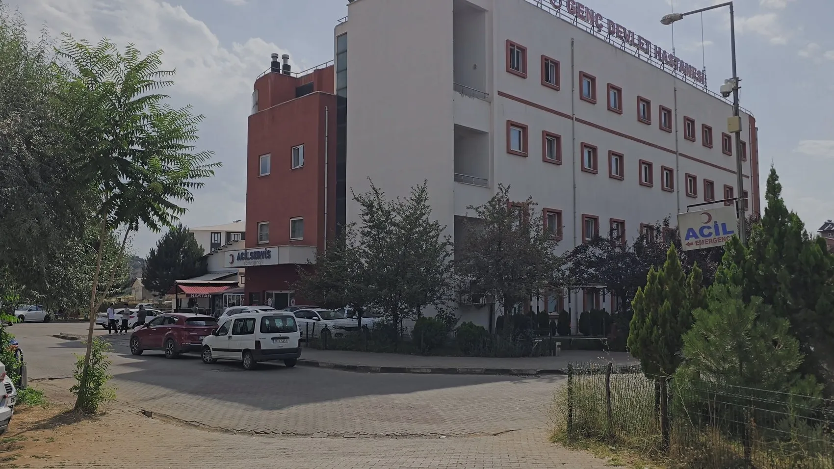 Bingöl'de asansör montajı sırasında hayatını kaybeden işçi toprağa verilecek