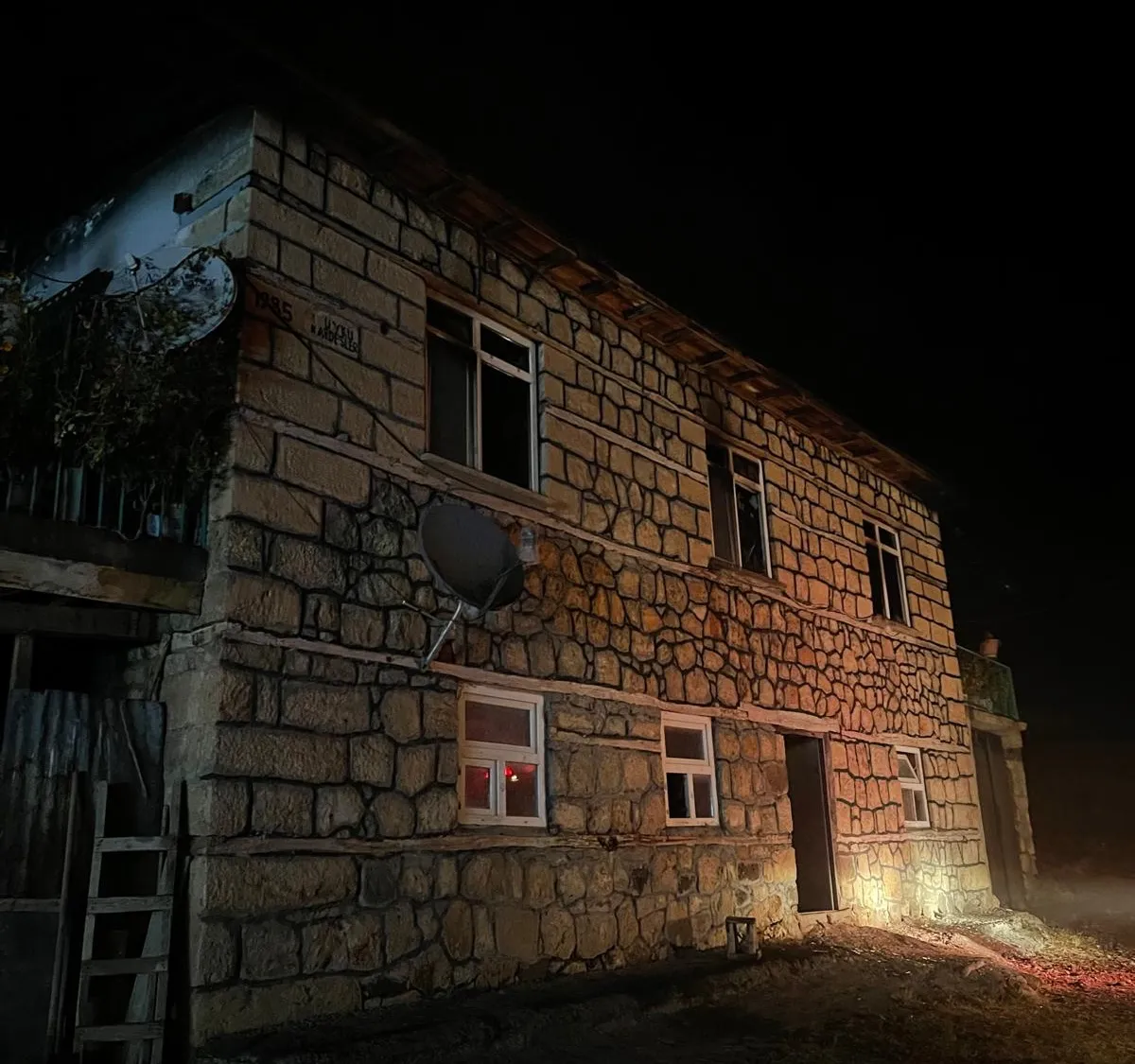 Elazığ'da yanan evde ölü bulunan çiftin cinayete kurban gittiği anlaşıldı